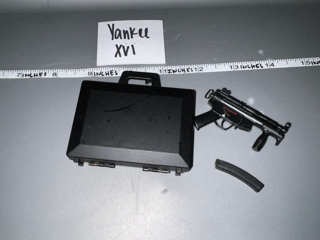 1/6 Scale Modern Era MP5 Submachine Gun