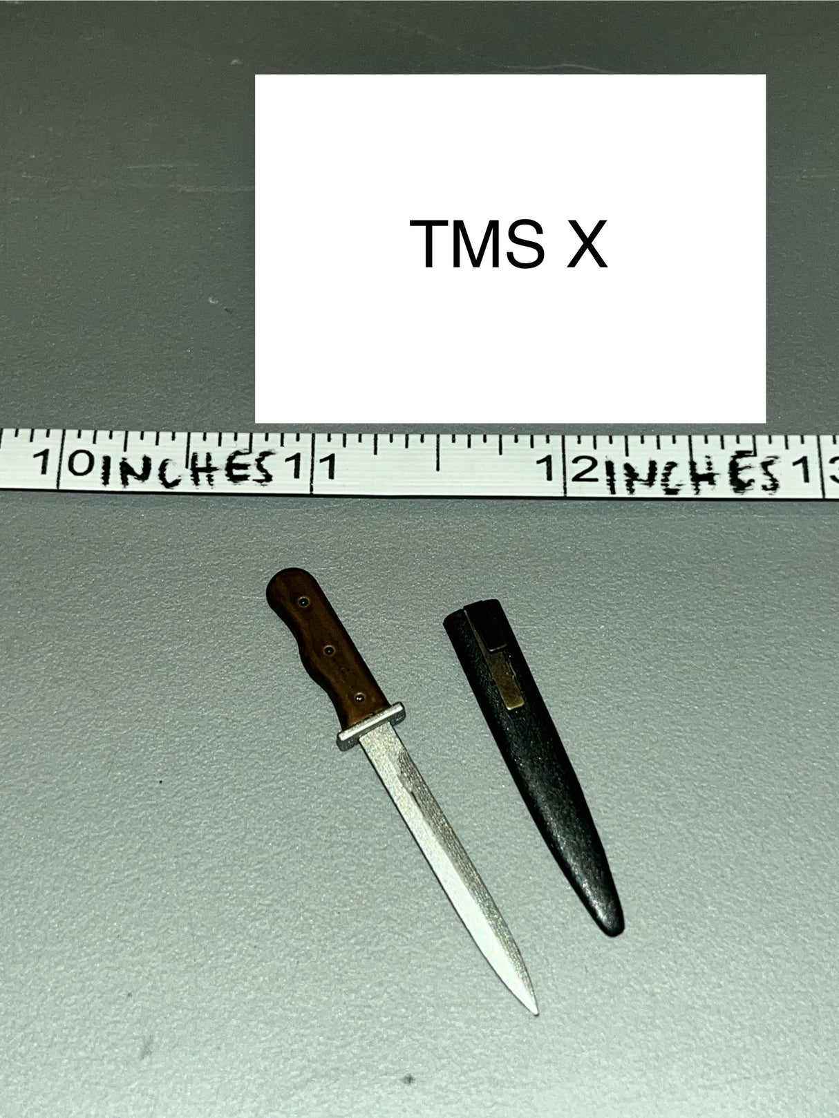 1:6 Scale WWII German Fighting Knife - War Daddy - Facepool