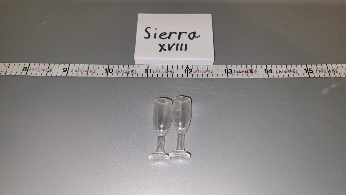 1/6 Scale Modern Champagne Flutes - Diorama Item