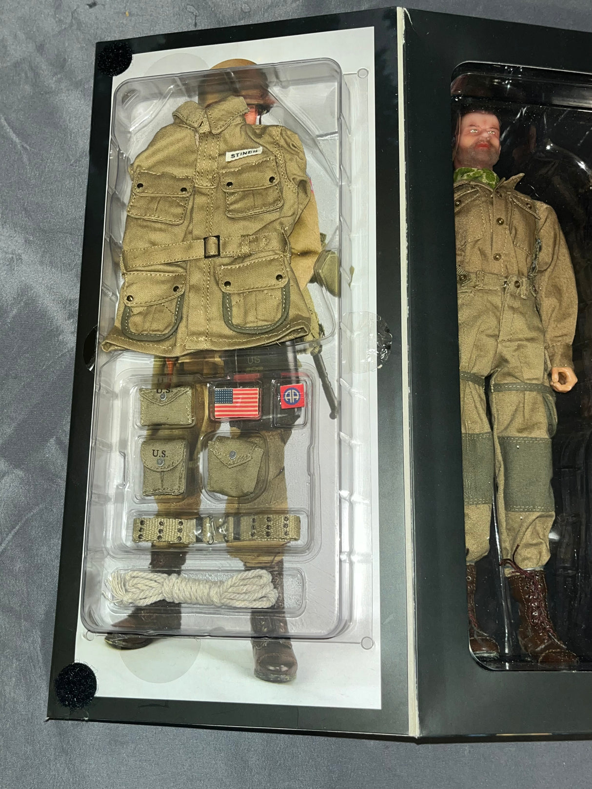 1/6 Scale WWII US Normandy Paratrooper Edward Stiner - NIB DID - *BR*