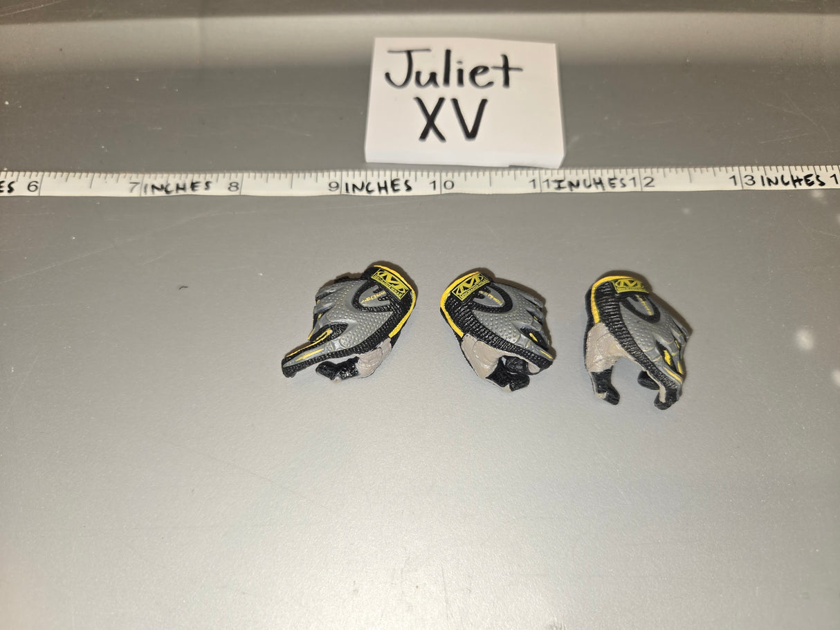 1:6 Scale Modern Gloved Hands