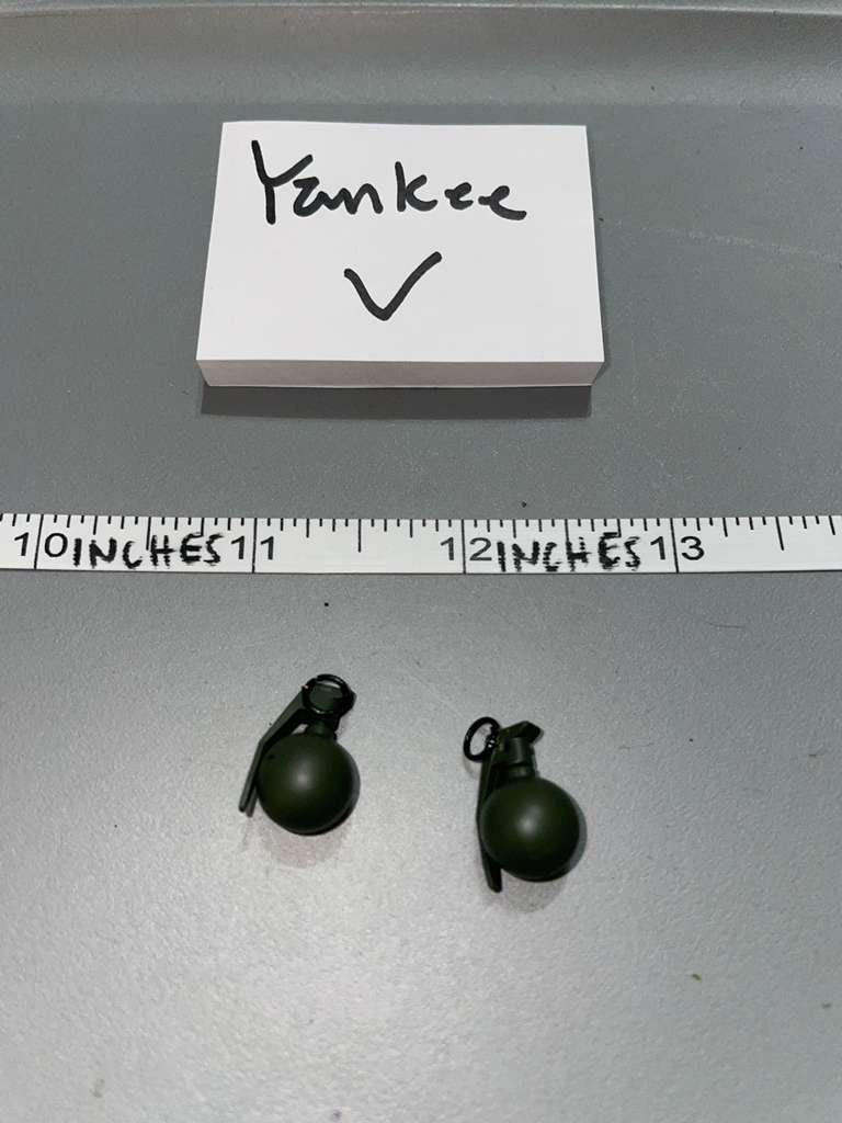1/6 Scale Vietnam US Grenade Lot