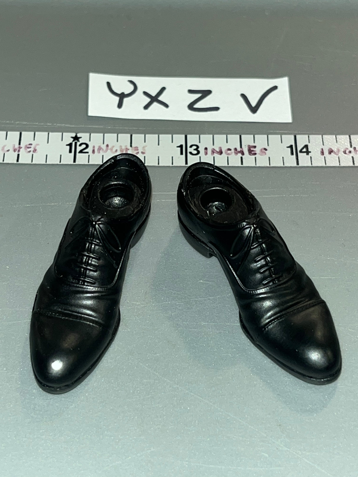 1:6 Scale Dress Shoes Batman 1960s Alfred - Comic Book Mars Toys - Civilian