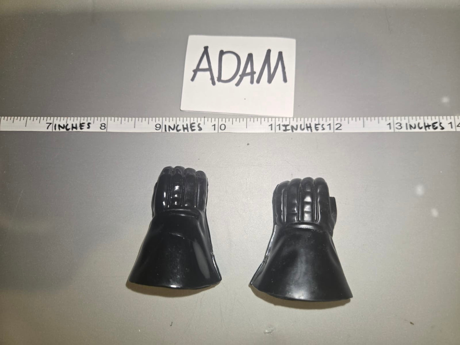 1/6 Scale Star Wars Science Fiction Gloved Hand Lot