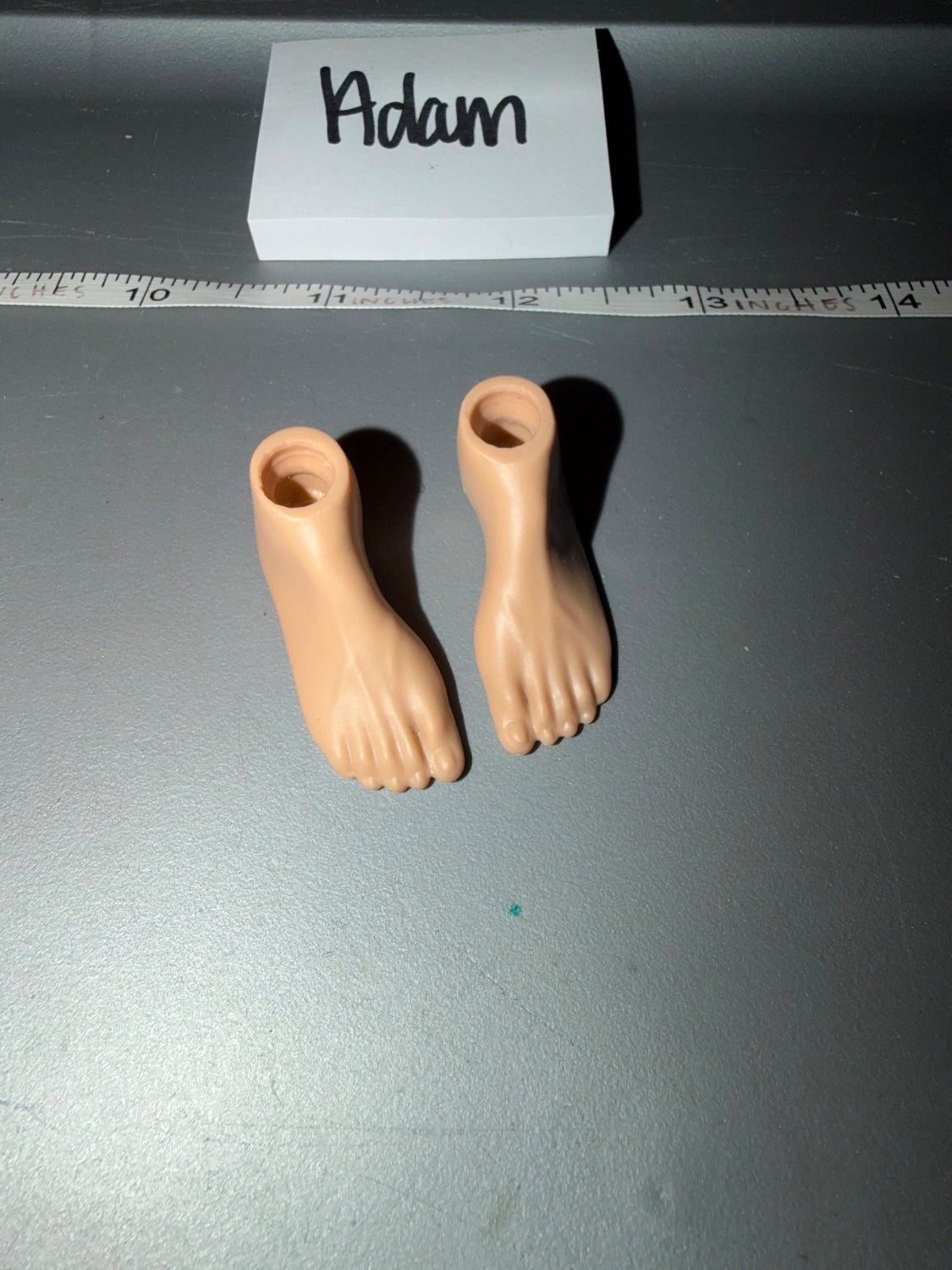 1/6 Scale Bare Feet Body Part Set