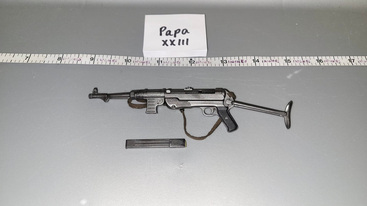 1/6 Scale WWII German MP-40