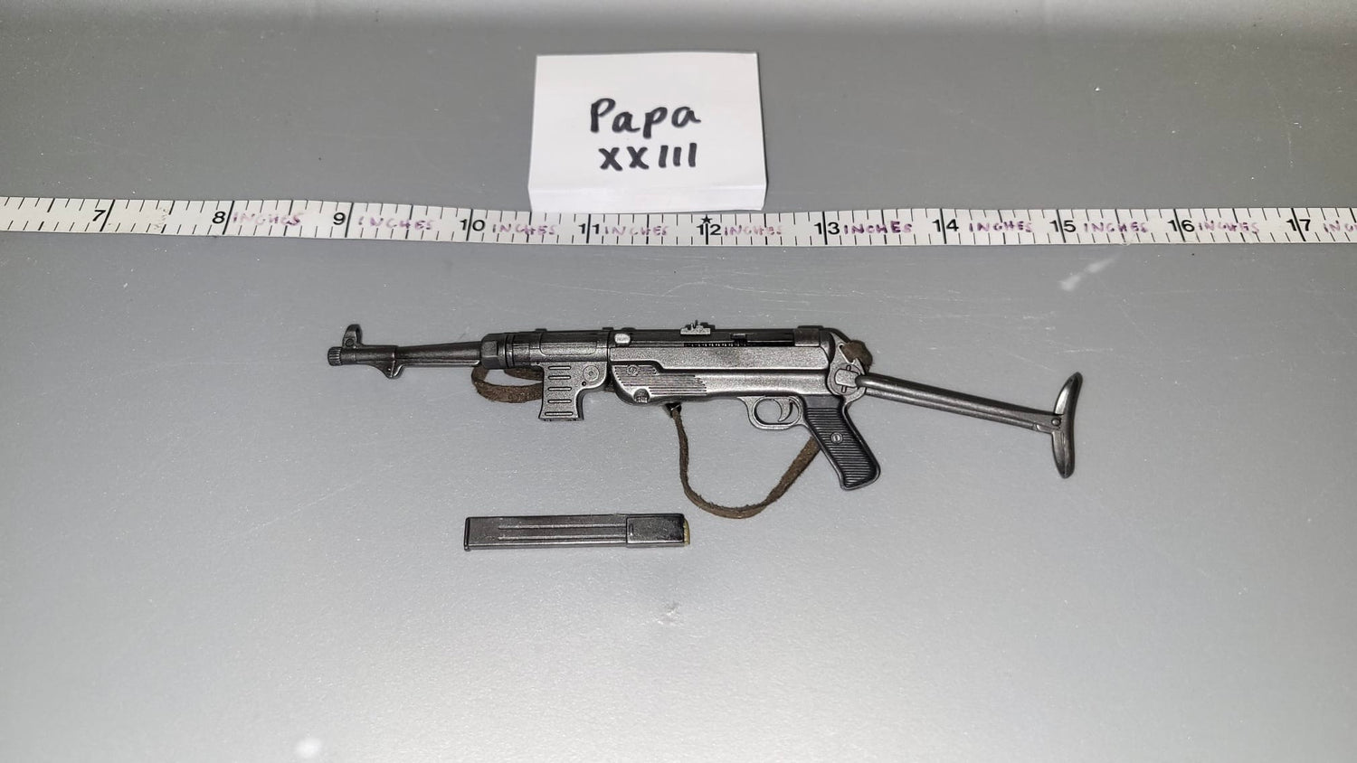 1/6 Scale WWII German MP-40