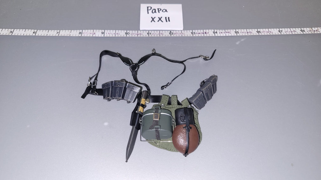 1/6 Scale WWII German Field Gear Lot