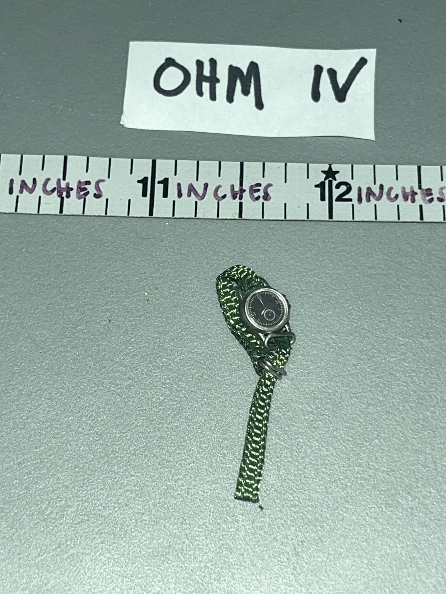 1/6 Scale Modern Civilian Watch - Diorama Item  - Last Father Toy’s Era