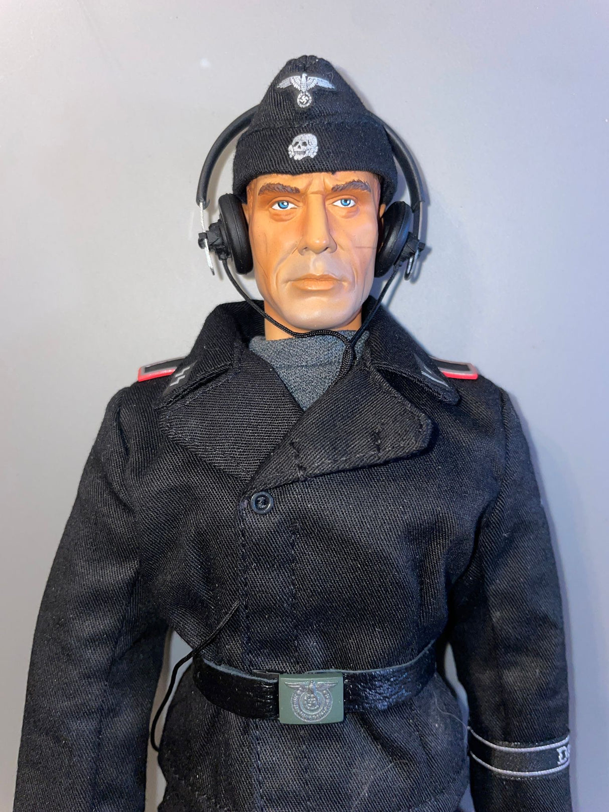 1:6 Scale WWII German Tanker Dressed Figure - Dragon