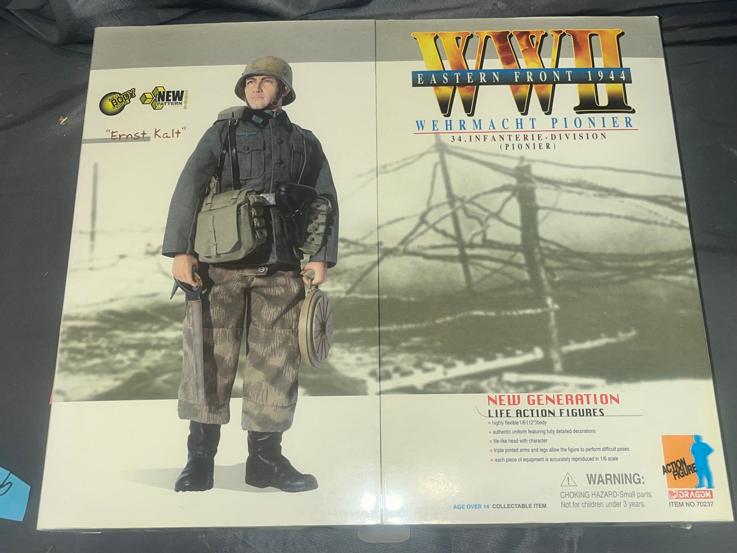 1/6 Scale WWII GERMAN Heer Infantry Engineer Ernst  Kalt - NIB Dragon