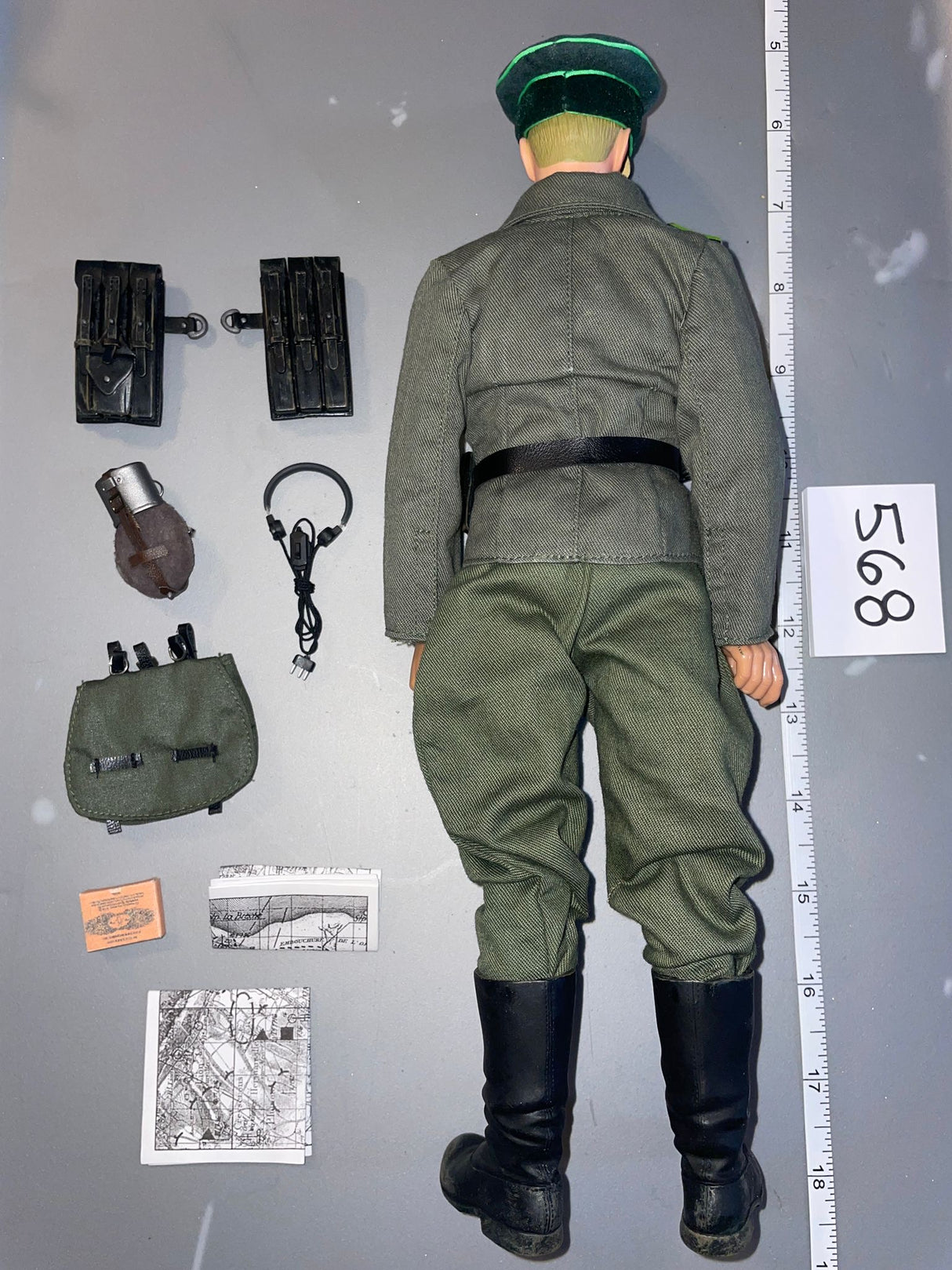 1:6 Scale WWII German Panzer Lehr Grenadier Officer - Dragon