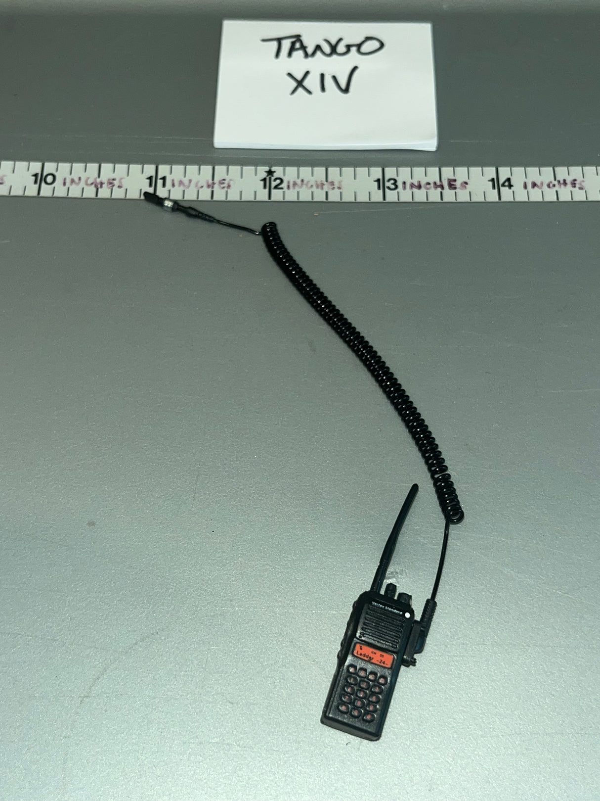 1:6 Scale Modern Russian Radio - DAM Russian