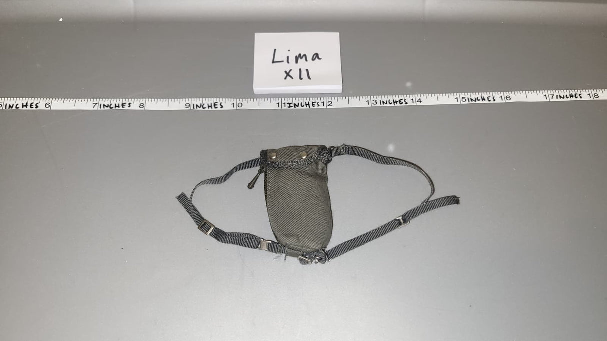 1/6 Scale WWII German Fallschirmjager Gas Mask Bag