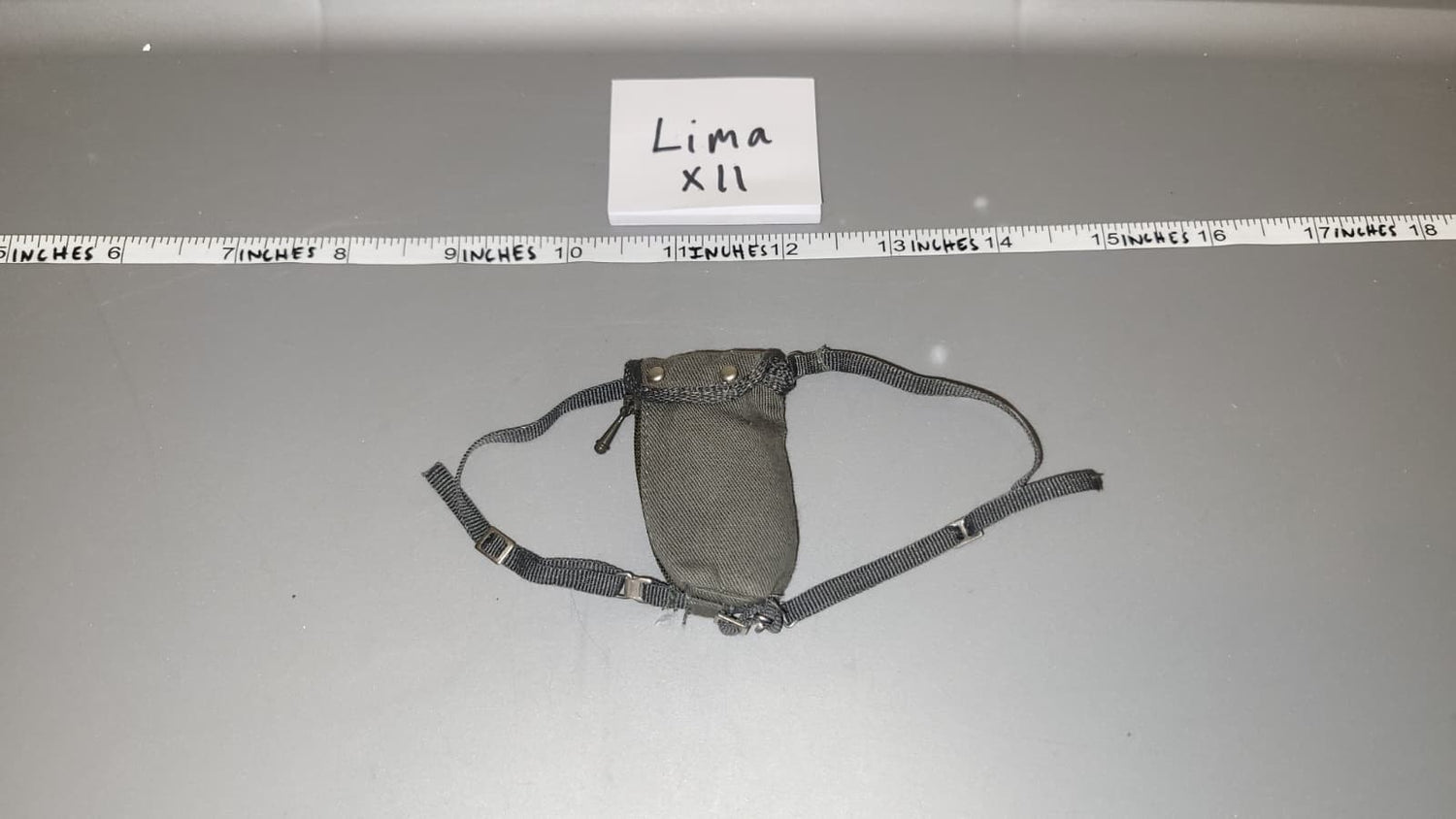 1/6 Scale WWII German Fallschirmjager Gas Mask Bag