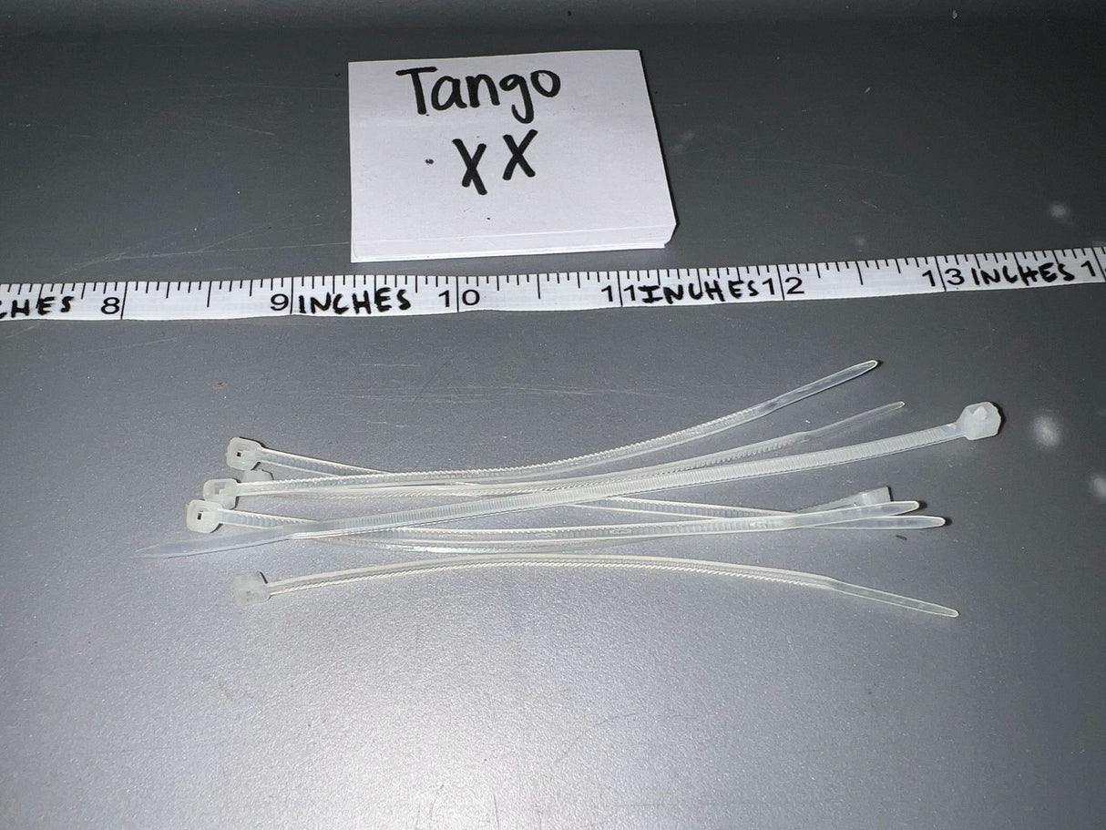 1/6 Scale Modern Era Flex Cuff Lot