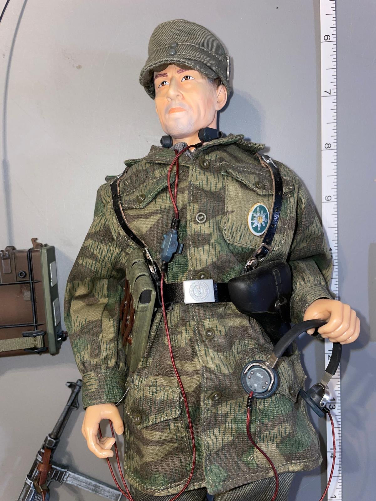 1:6 Scale WWII German Gebirgsjager Dressed Figure - Dragon