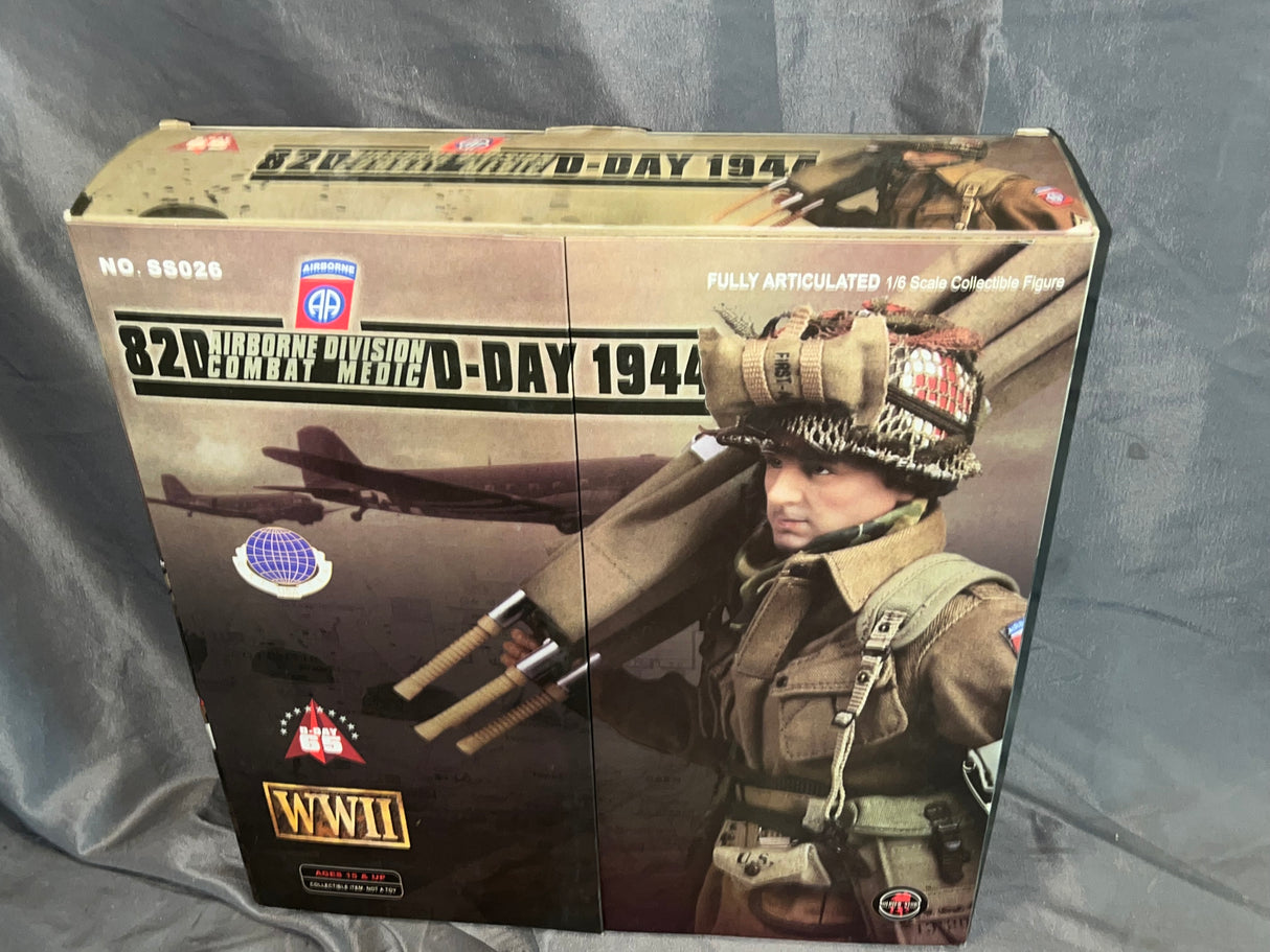 1/6 Scale WWII US Normandy 82nd Airborne Paratrooper Combat Medic - NIB Soldier Story - *BR*