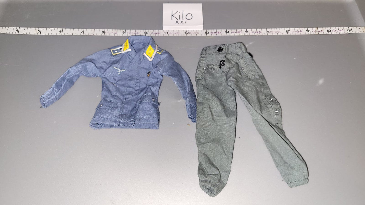 1/6 Scale WWII German Luftwaffe Fallschirmjäger Uniform