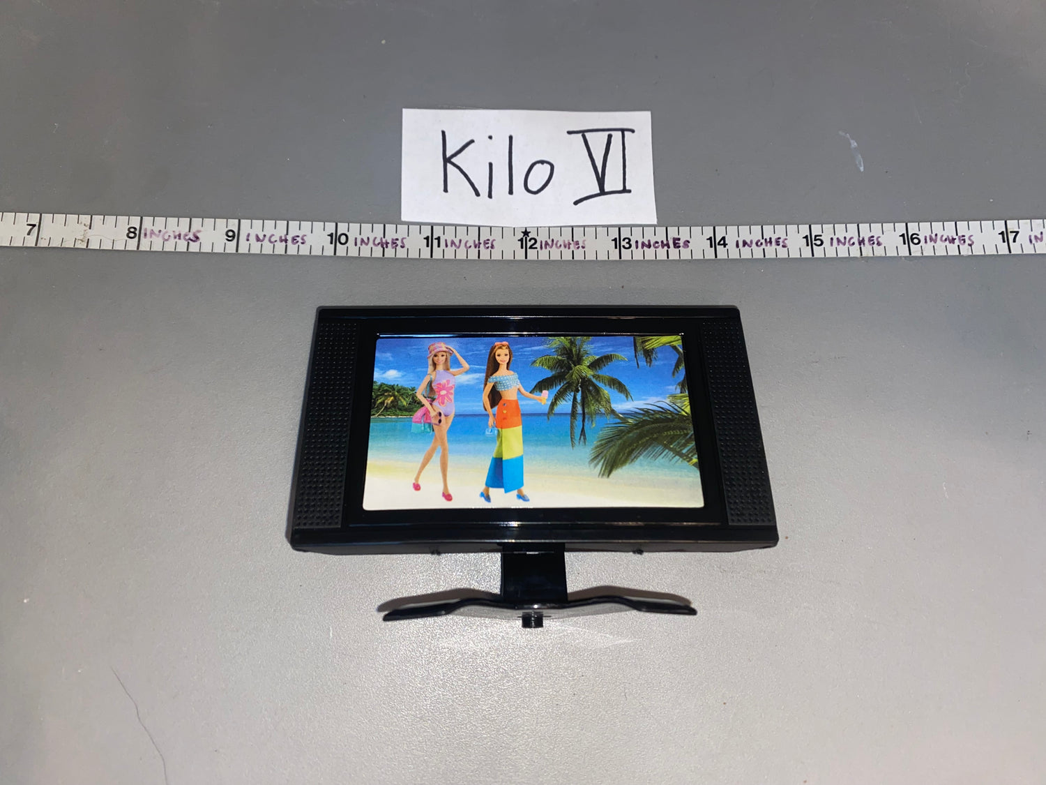 1/6 Scale Modern Era Civilian Television - Diorama Item