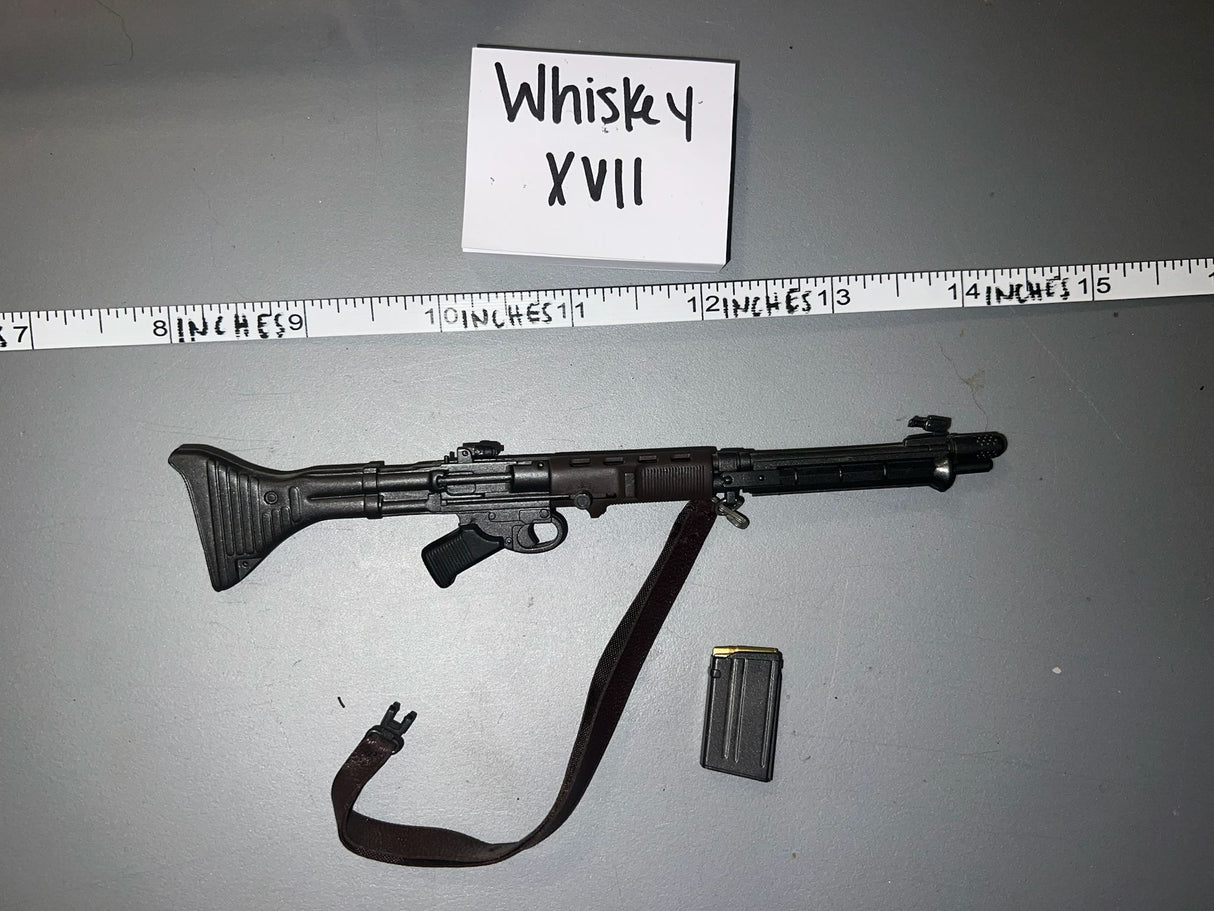 1:6 Scale WWII German FG-42