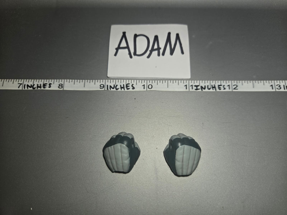 1/6 Scale Star Wars Science Fiction Gloved Hand Lot