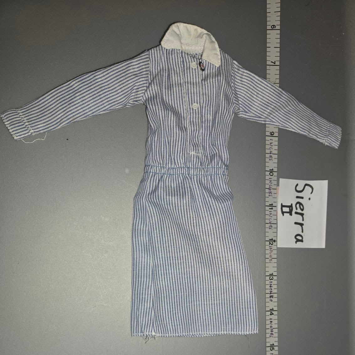 1/6 Scale WWII German Female Nurse Dress - Dragon