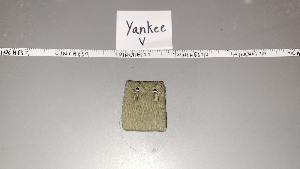 1:6 Scale WWII German Gas Mask Cape Pouch