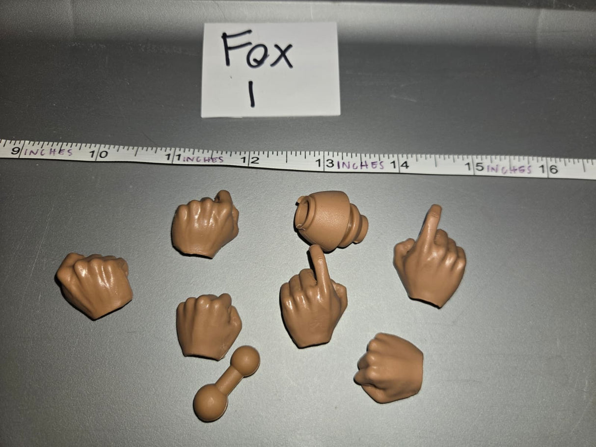 1/6 Scale Nude Figure Hand Lot