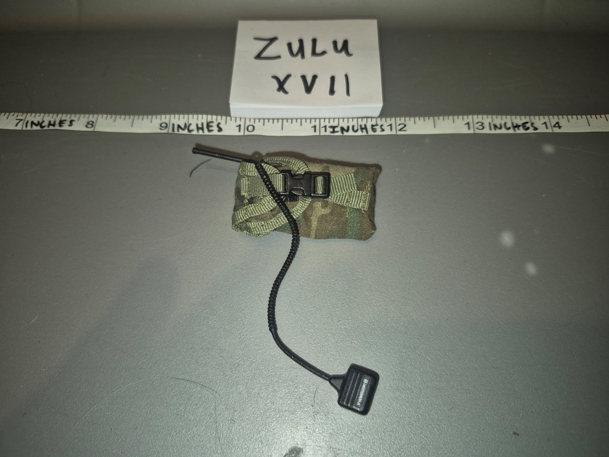 1/6 Scale Modern Era Multicam Radio Pouch with Antenna - Zulu XVII