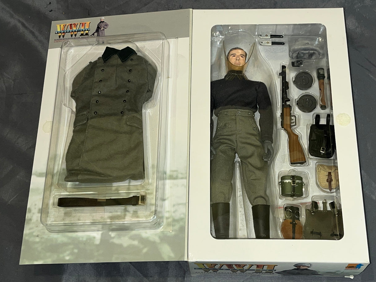 1/6 Scale WWII GERMAN Panzergrenadier Reconnaissance Horst Salinger - NIB Dragon -