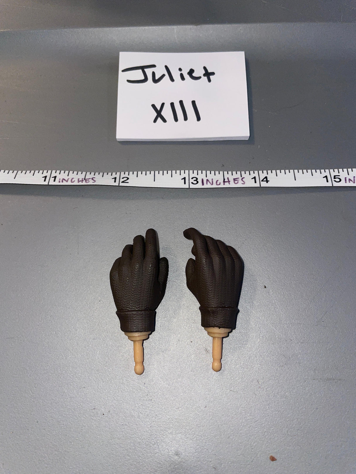 1:6 Scale WWII US Gloved Hands