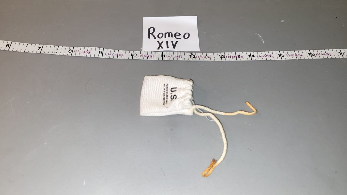 1/6 Scale WWII US Tent Peg Bag