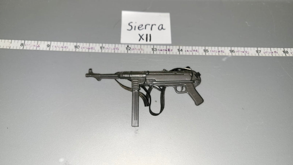 1/6 Scale WWII German MP-40