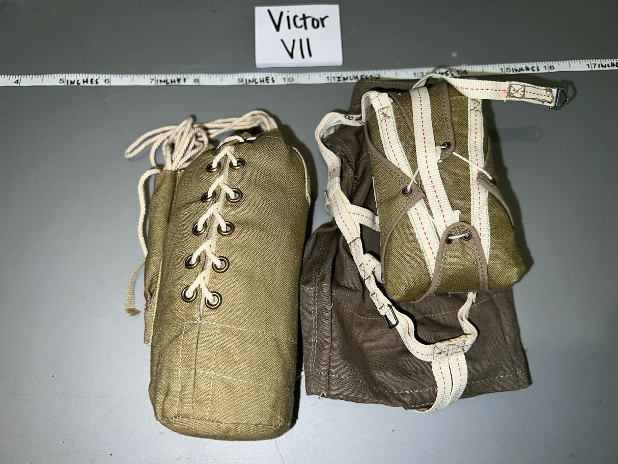 1:6 scale WWII British Paratrooper Parachute Set