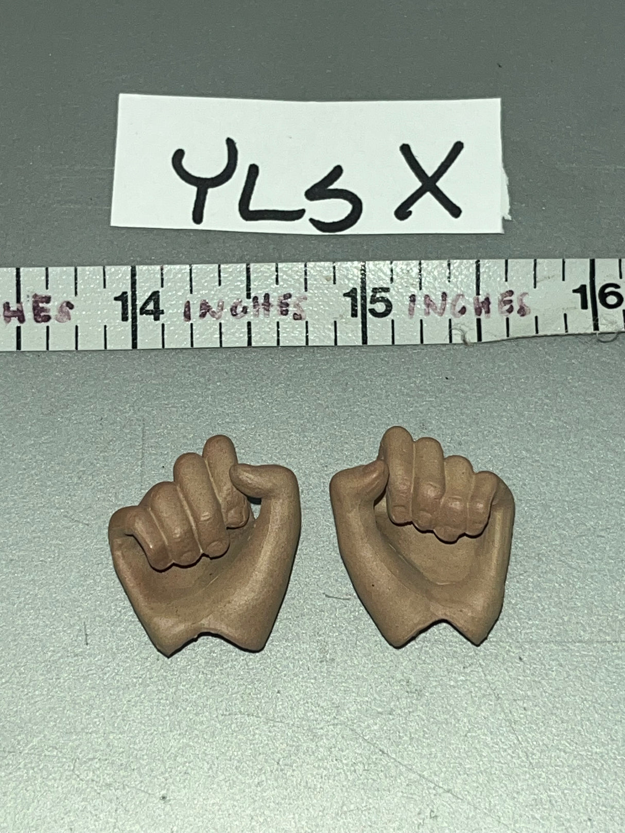 1:6 Scale WWII German Hand Set - Whitman - Facepool FP019