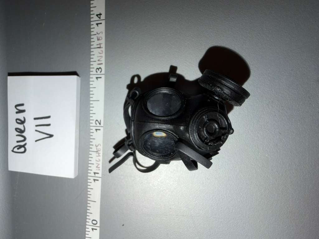 1/6 Scale Modern Era Gas Mask - Queen VII
