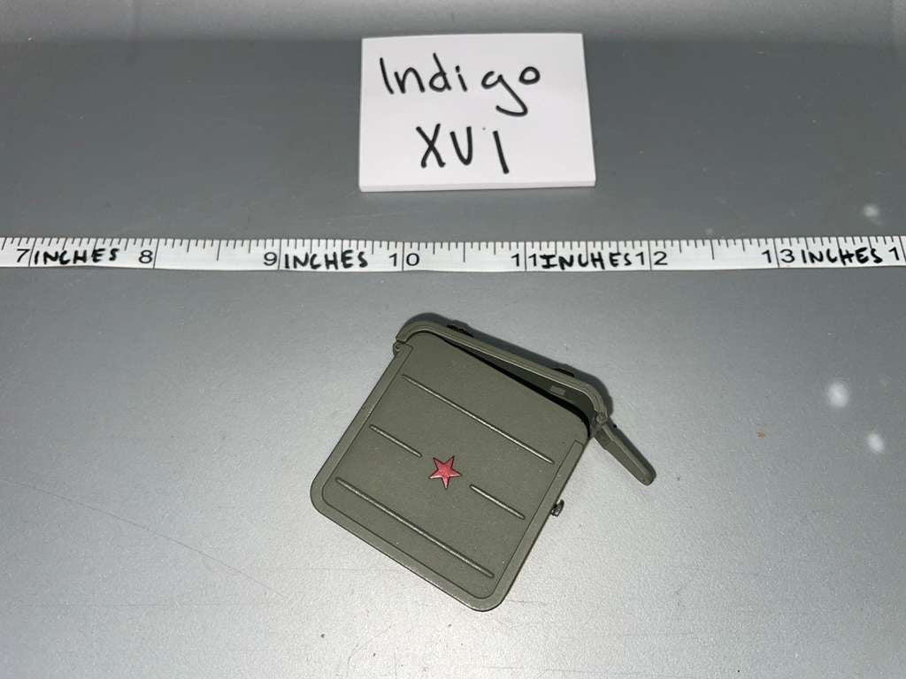 1:6 Scale WWII Russian Maxim Machine Gun Ammunition Can