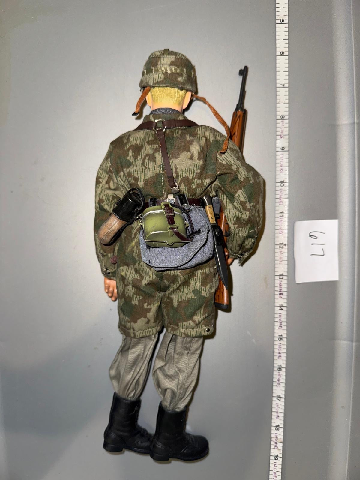 1:6 Scale WWII German Fallschirmjager Paratrooper Dressed Figure - Dragon