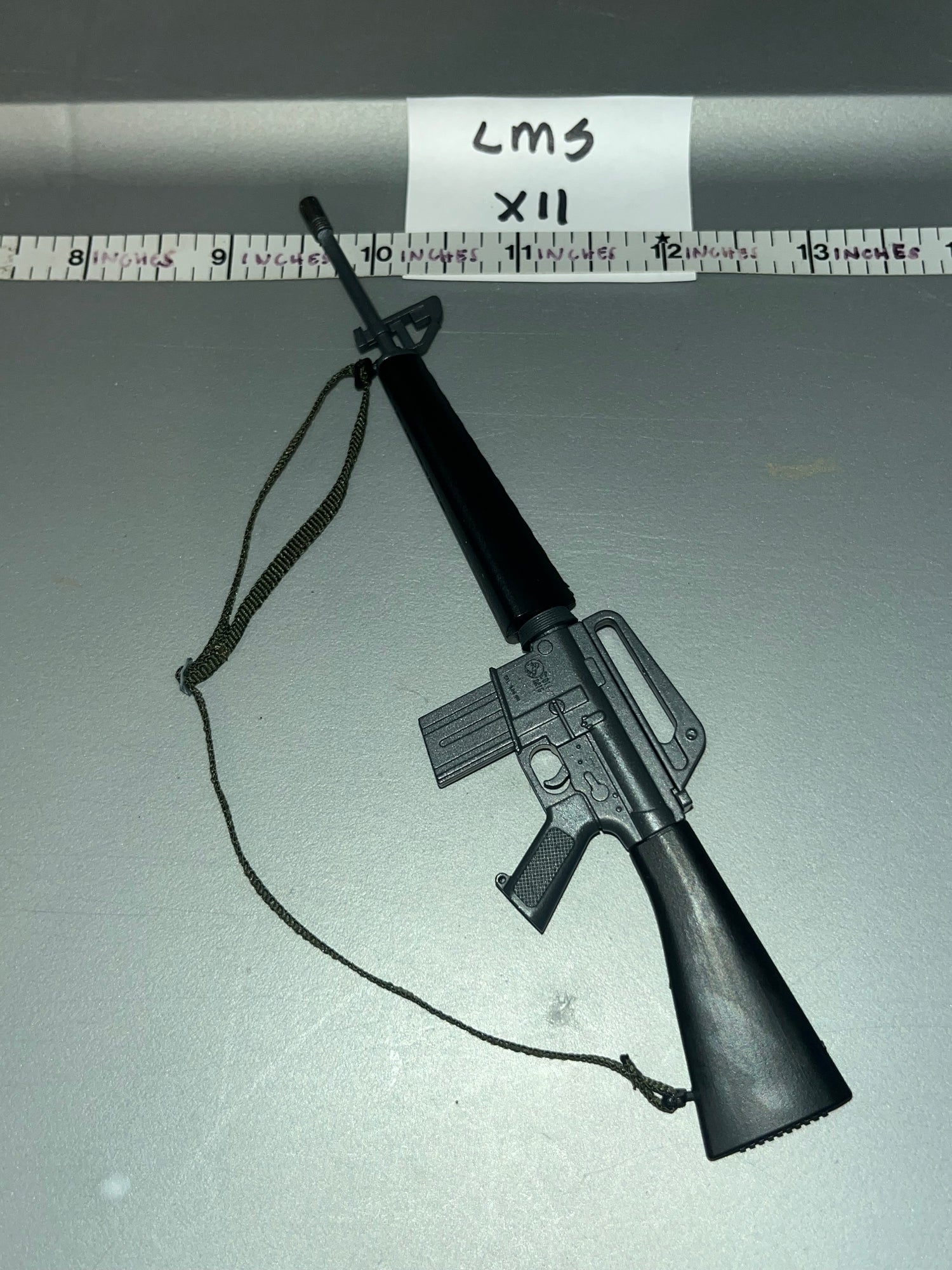 1/6 Scale Vietnam US M-16 Rifle  - USMC Hue  - QORange