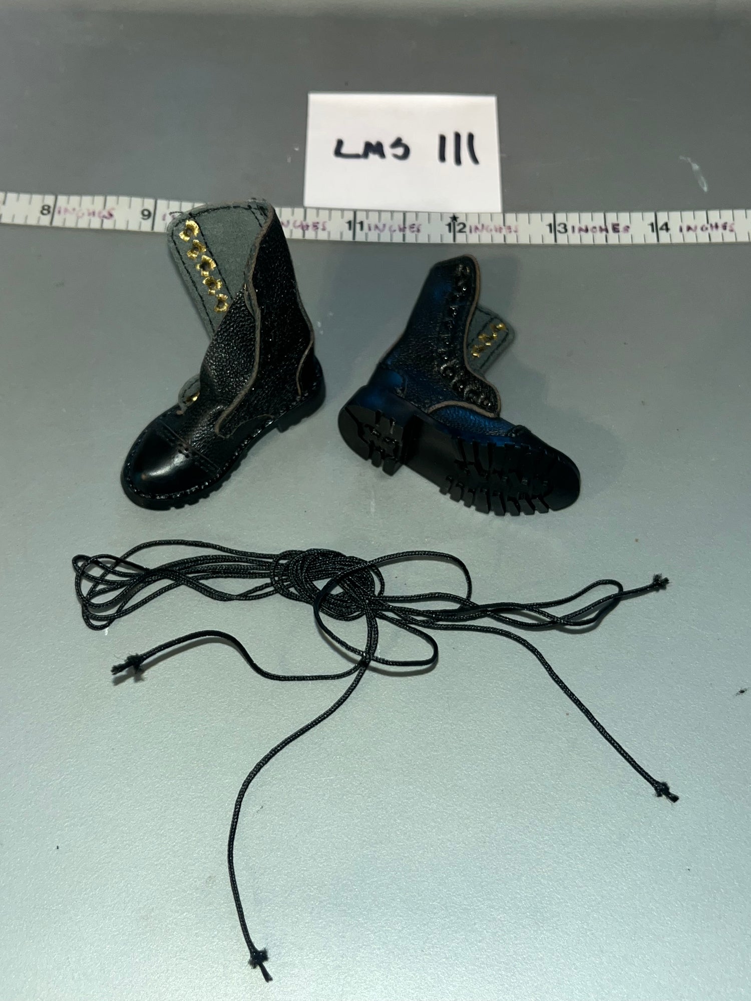 1:6 Scale Modern British Cold War High Top Leather Boots 110338.