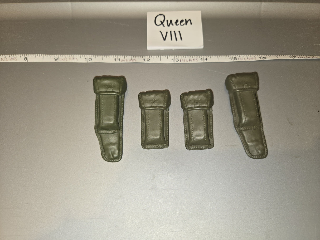 1:6 Vietnam Era US Radio Pouch Lot