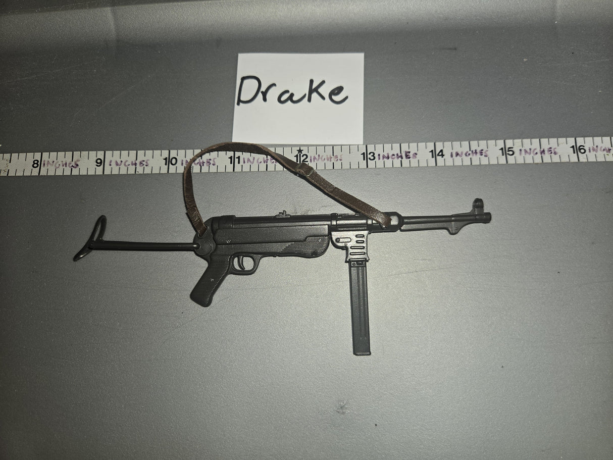 1/6 Scale WWII German MP-40