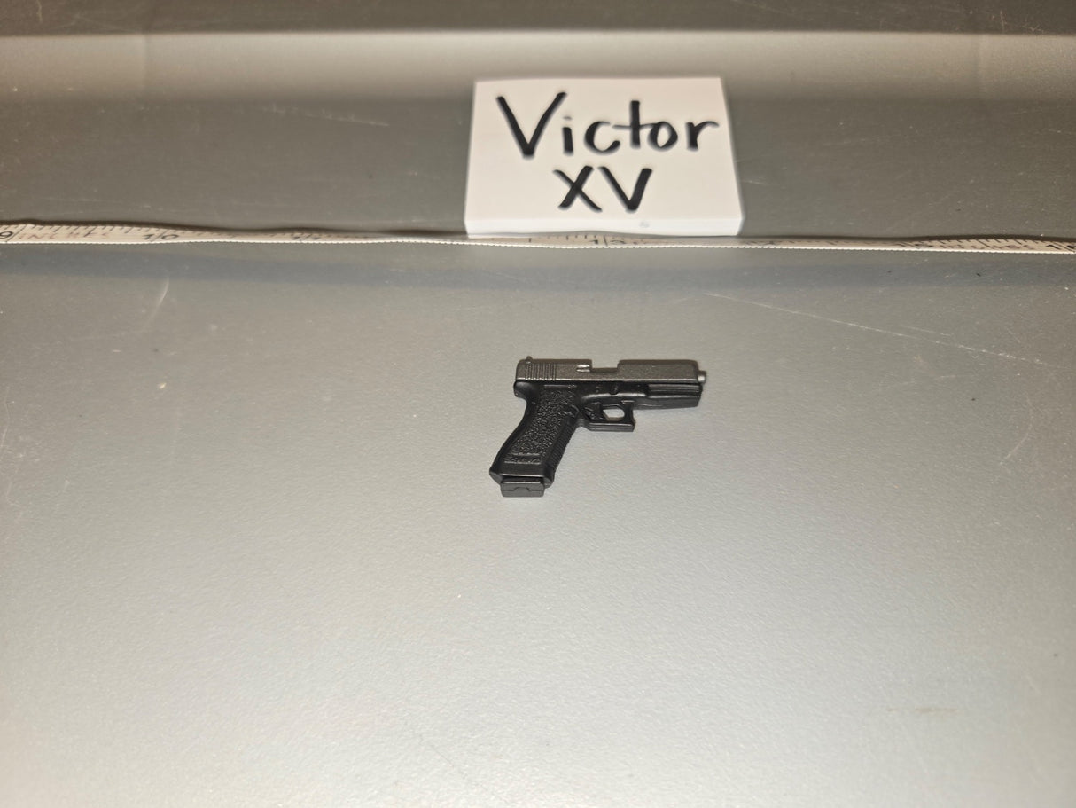 1/6 Scale Modern Glock 17 Pistol - Victor XV