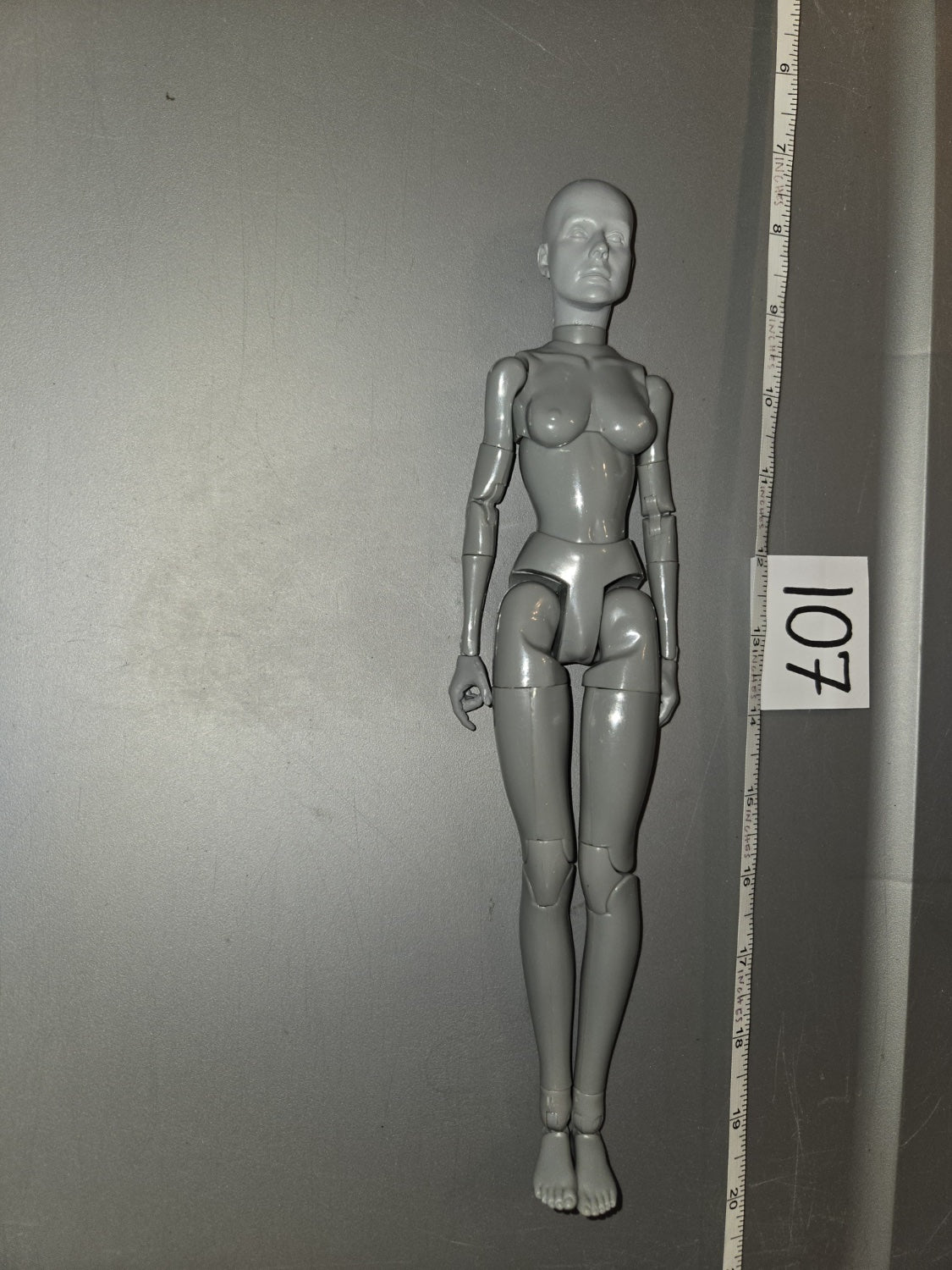 1/6 Scale Nude Female Action Figure Body - 107