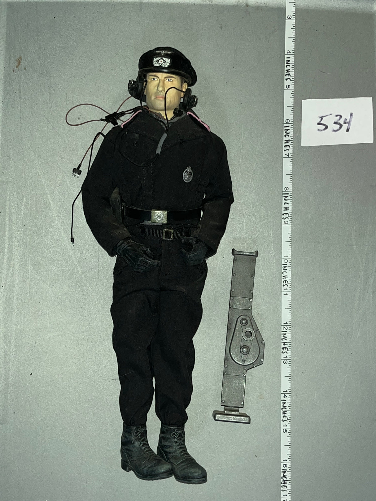 1:6 Scale WWII German Tanker Dressed Figure - Dragon