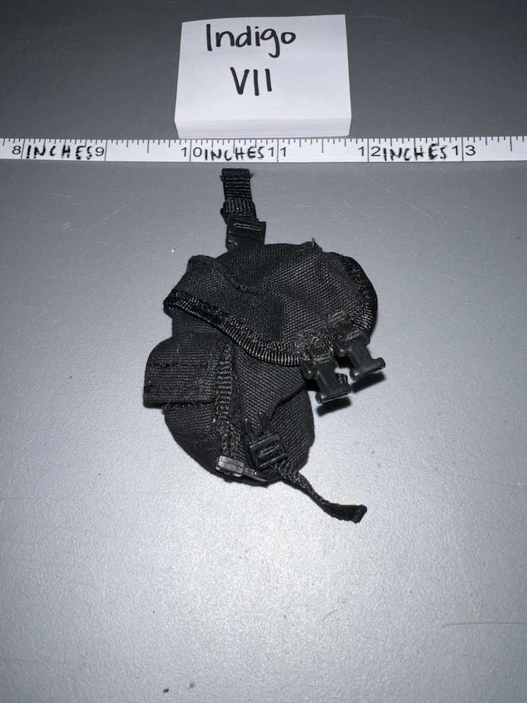 1:6 Scale Modern Era Drop Down Pouch