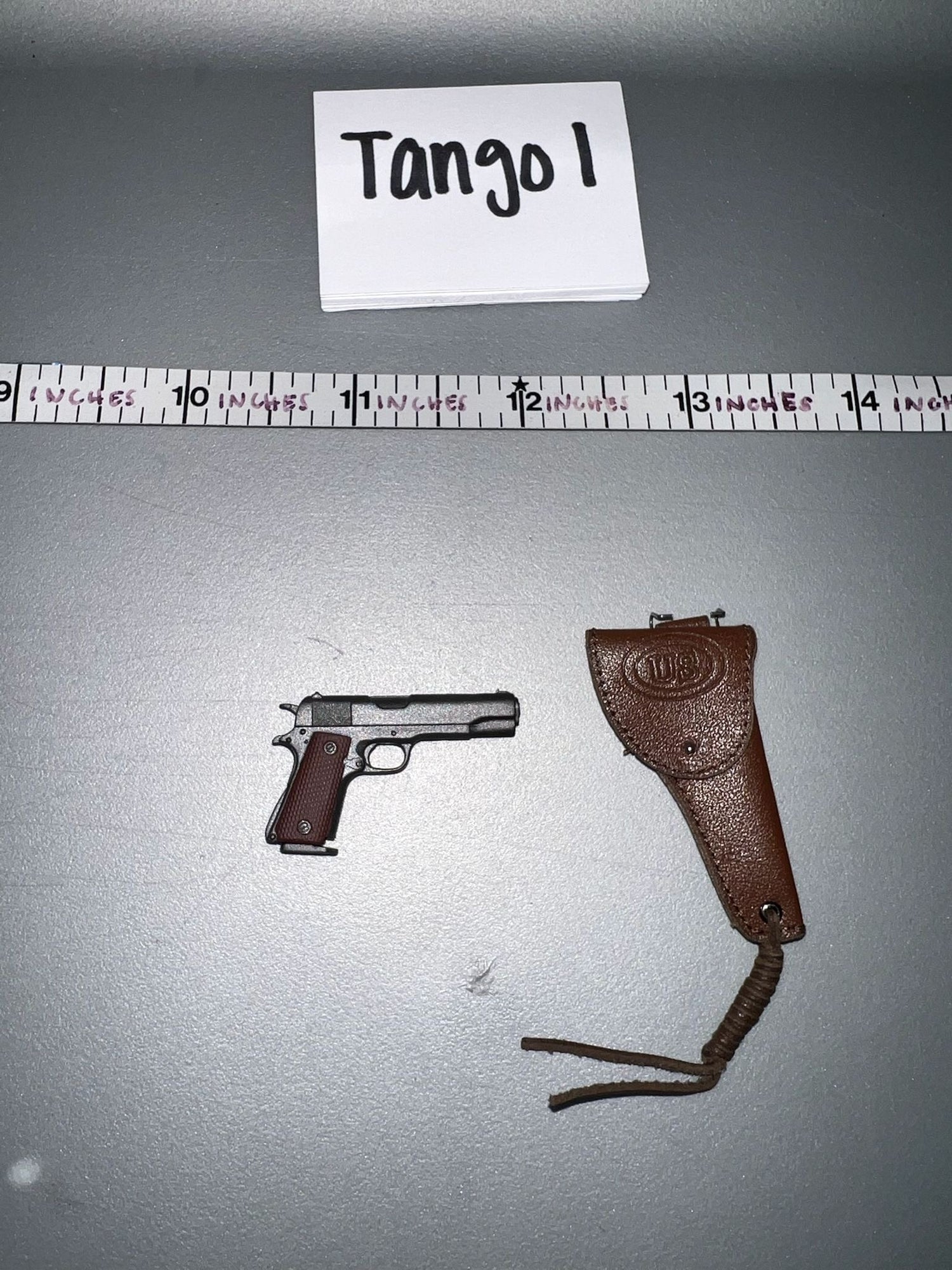 1:6 Scale WWII US .45 Pistol and Holster