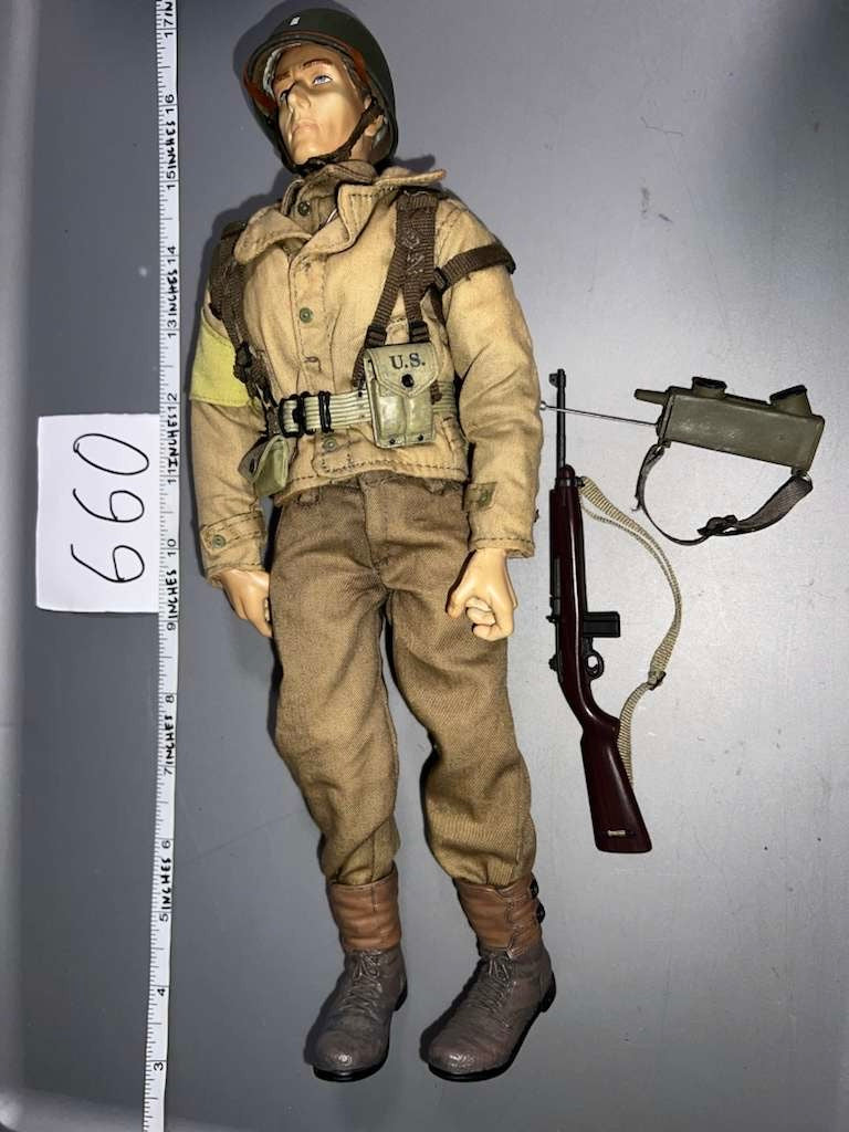 1:6 Scale WWII US Infantry Dressed Figure BBI