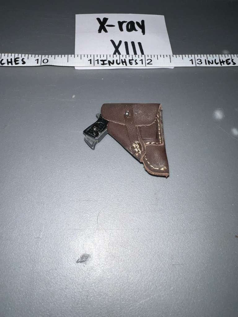 1/6 Scale WWII German Pistol and Holster